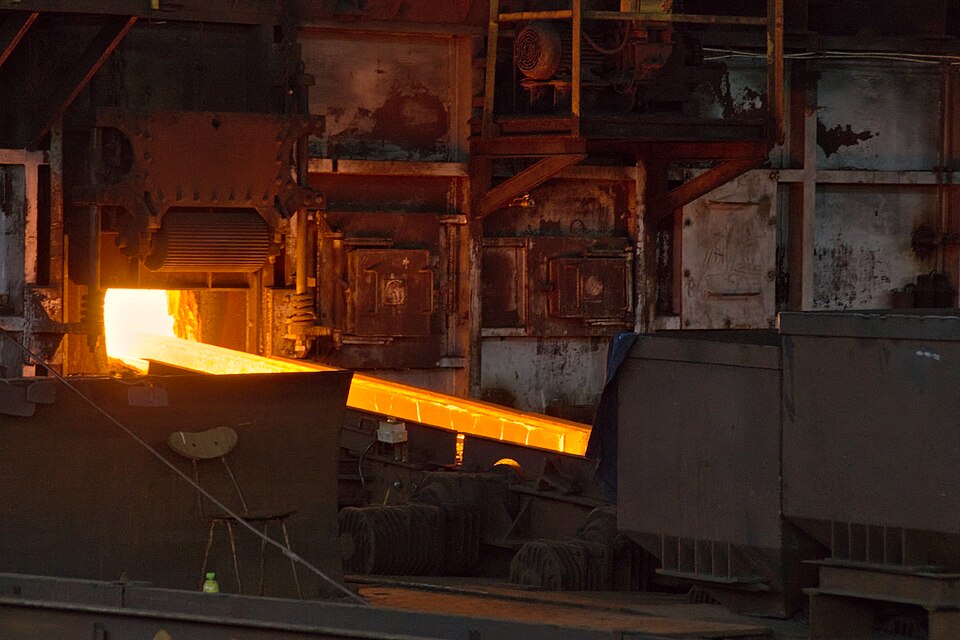 Huta Pokój hot-rolling mill, hot steel